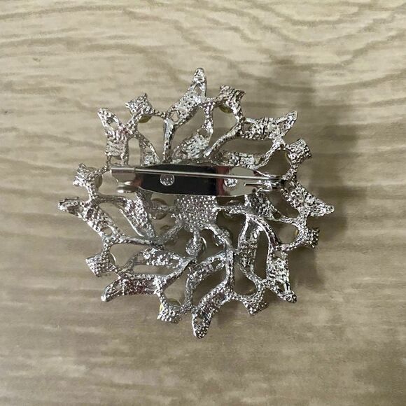 Art Deco Antique Inspired Clear Crystal Starburst Brooch Pin Silver Tone OS - Picture 6 of 6